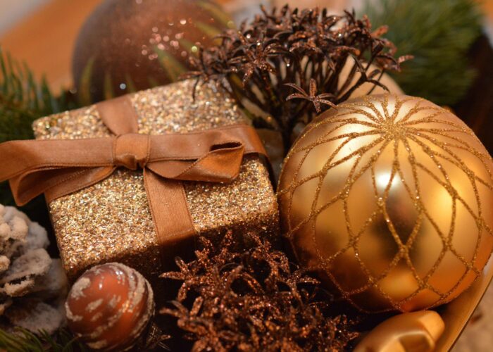 christmas-balls-1063070_1920
